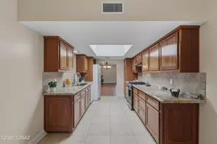 3938 S Placita De La Moneda, Green Valley, AZ 85622 - Photo 13