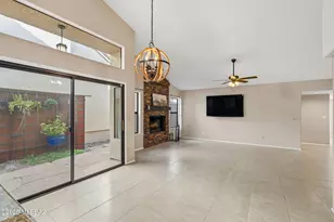 231 E Highcourte Ln, Oro Valley, AZ 85737 - Photo 7