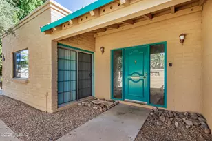 741 S Abrego Dr, Green Valley, AZ 85614 - Photo 7