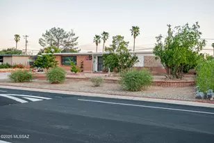 7018 E Calle Betelgeux, Tucson, AZ 85710 - Photo 9