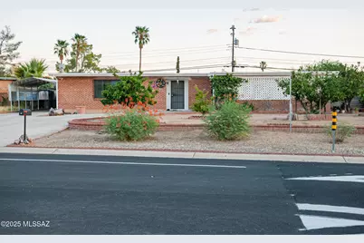 7018 E Calle Betelgeux, Tucson, AZ 85710 - Photo 3