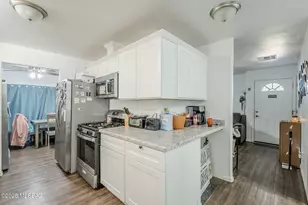 6631 W Lazy H, Tucson, AZ 85757 - Photo 11