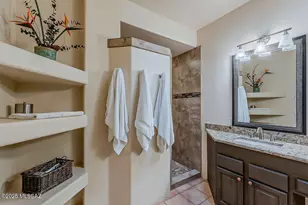 12685 N Running Coyote Dr, Tucson, AZ 85755 - Photo 29