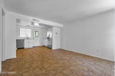 344 S Paseo Pena #B, Green Valley, AZ 85614 - Photo 3