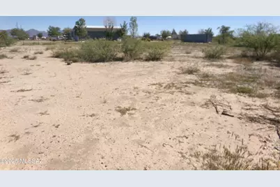 786 N Wells Lane, Willcox, AZ 85643 - Photo 1