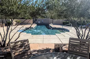 13816 N Topflite Dr, Oro Valley, AZ 85755 - Photo 39