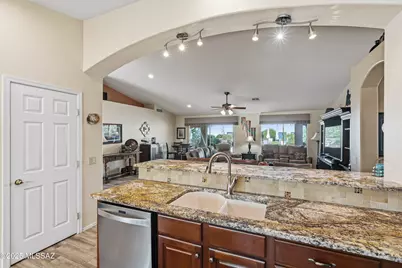 39450 S McHaney Court, Tucson, AZ 85739 - Photo 15