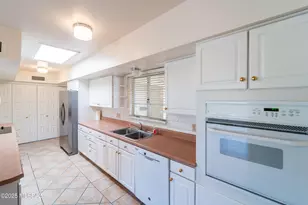 432 E Los Rincones, Green Valley, AZ 85614 - Photo 17