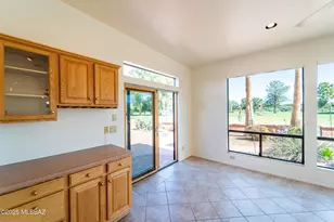 432 E Los Rincones, Green Valley, AZ 85614 - Photo 13