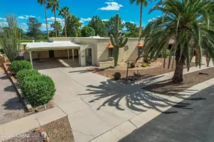 432 E Los Rincones, Green Valley, AZ 85614 - Photo 3