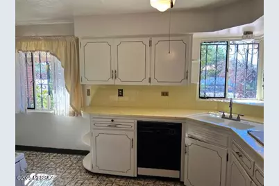 2615 E Manchester Street, Tucson, AZ 85716 - Photo 1