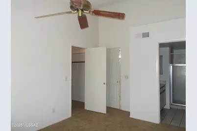 1674 W Park Wood Lane, Tucson, AZ 85746 - Photo 13