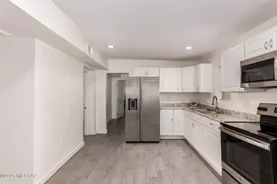 414 E Michigan Dr, Tucson, AZ 85714 - Photo 9