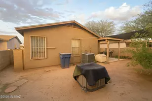 6262 S Sarah Elizabeth Dr, Tucson, AZ 85746 - Photo 17