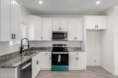 1931 W King Avenue, Tucson, AZ 85713 - Photo 9