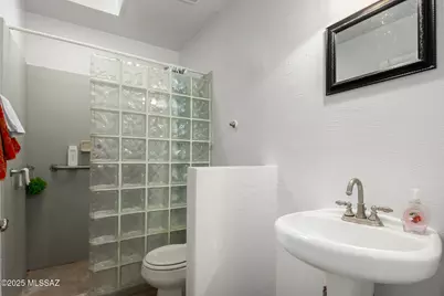 4365 N La Osa Way, Tucson, AZ 85705 - Photo 17