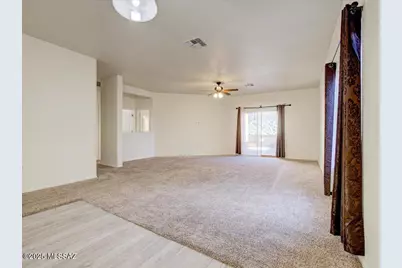 10242 E Madrona Canyon Drive, Tucson, AZ 85748 - Photo 9