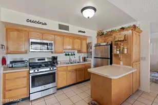 522 E Calle Nacozari, Nogales, AZ 85621 - Photo 11