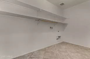 2944 S Smokin Pistol Way, Tucson, AZ 85713 - Photo 33