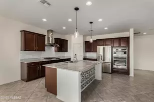 2944 S Smokin Pistol Way, Tucson, AZ 85713 - Photo 11