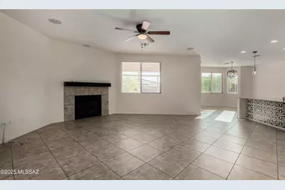 2944 S Smokin Pistol Way, Tucson, AZ 85713 - Photo 9