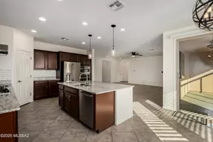 2944 S Smokin Pistol Way, Tucson, AZ 85713 - Photo 11