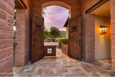 6167 W Seven Saguaros Circle, Marana, AZ 85658 - Photo 5