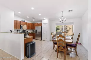 102 S Beyerville Pl, Sahuarita, AZ 85629 - Photo 19