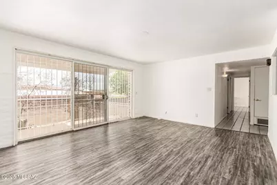 1910 W Calle Pacifica, Tucson, AZ 85745 - Photo 7