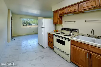 3040 N Conestoga Avenue, Tucson, AZ 85749 - Photo 7