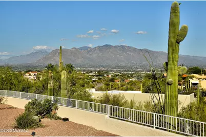 4240 N Paseo De Los Rancheros, Tucson, AZ 85745 - Photo 1