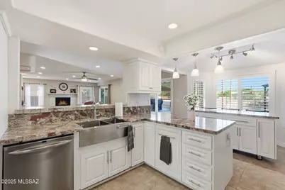 2200 N Hayden Drive, Tucson, AZ 85715 - Photo 13