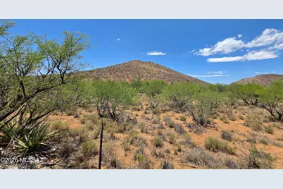15555 E Hillton Ranch Road, Vail, AZ 85641 - Photo 11