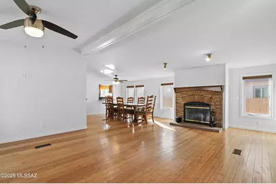 9011 N Valgrind Lane, Tucson, AZ 85743 - Photo 3