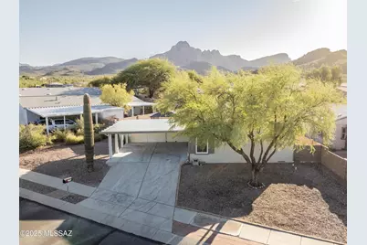 9011 N Valgrind Lane, Tucson, AZ 85743 - Photo 1