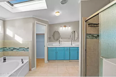 9011 N Valgrind Lane, Tucson, AZ 85743 - Photo 5