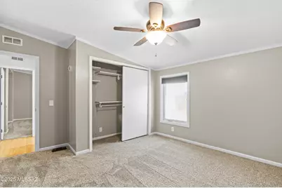 9011 N Valgrind Lane, Tucson, AZ 85743 - Photo 35