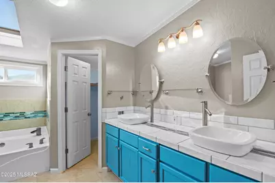 9011 N Valgrind Lane, Tucson, AZ 85743 - Photo 27