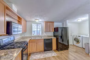 7570 E Speedway Blvd, Tucson, AZ 85710 - Photo 11