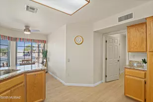 14006 N Green Tree Dr, Oro Valley, AZ 85755 - Photo 13