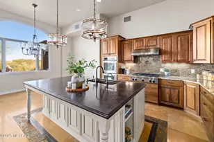 13959 N Stone Gate Pl, Oro Valley, AZ 85755 - Photo 3