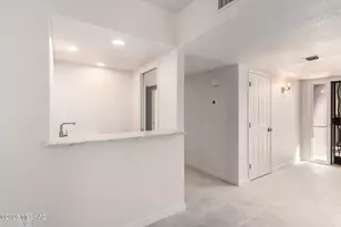 3808 S VÃ­a Del Reyecuelo, Green Valley, AZ 85622 - Photo 23