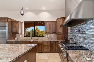 260 North Resort Hills Place, Tucson, AZ 85745 - Photo 11