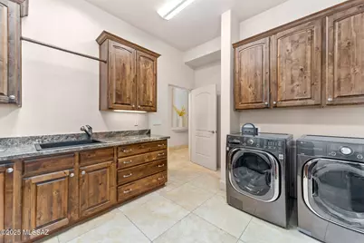 260 N Resort Hills Place, Tucson, AZ 85745 - Photo 35