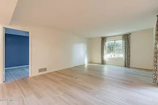 7227 E Camino Valle Verde, Tucson, AZ 85715 - Photo 9