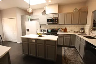 272 E Southern Pines Dr, Oro Valley, AZ 85737 - Photo 5