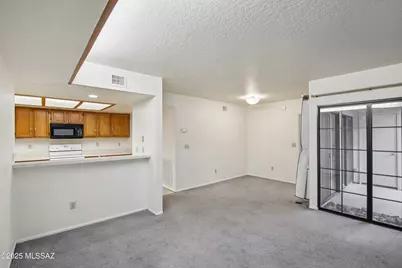 4285 N River Grove Circle #112, Tucson, AZ 85719 - Photo 11