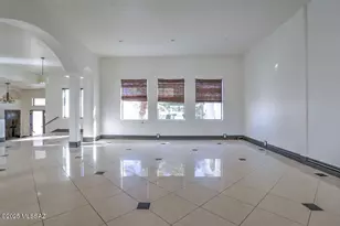 6241 N Panorama Dr, Tucson, AZ 85743 - Photo 11