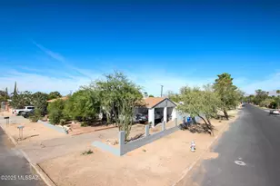 3273 E 27th St, Tucson, AZ 85713 - Photo 37