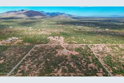 988 W El Rancho Boulevard #B, Huachuca City, AZ 85616 - Photo 3